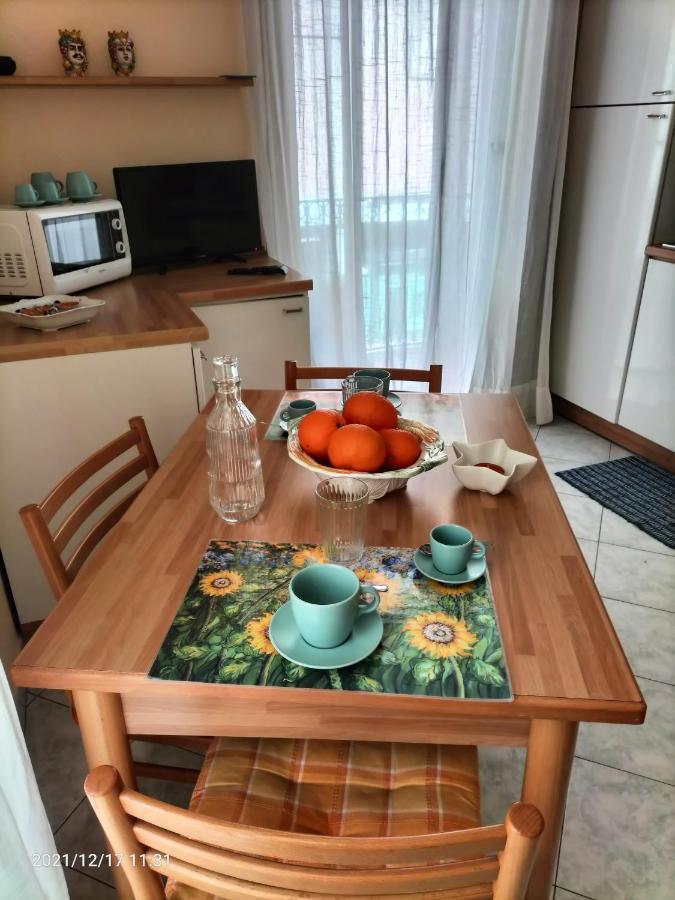 Beatrice Apartment Con 1Camera Da Letto, Un Soggiorno Cucina E Bagno Scordia Extérieur photo